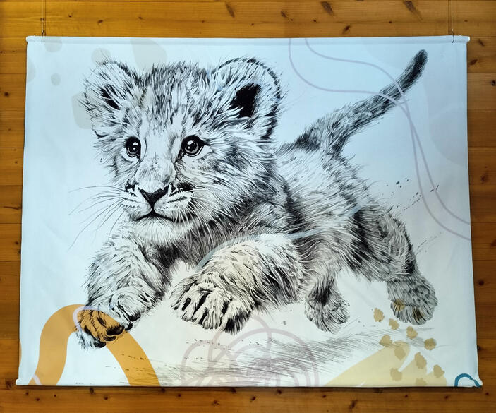 ベビーライオンのタペストリー